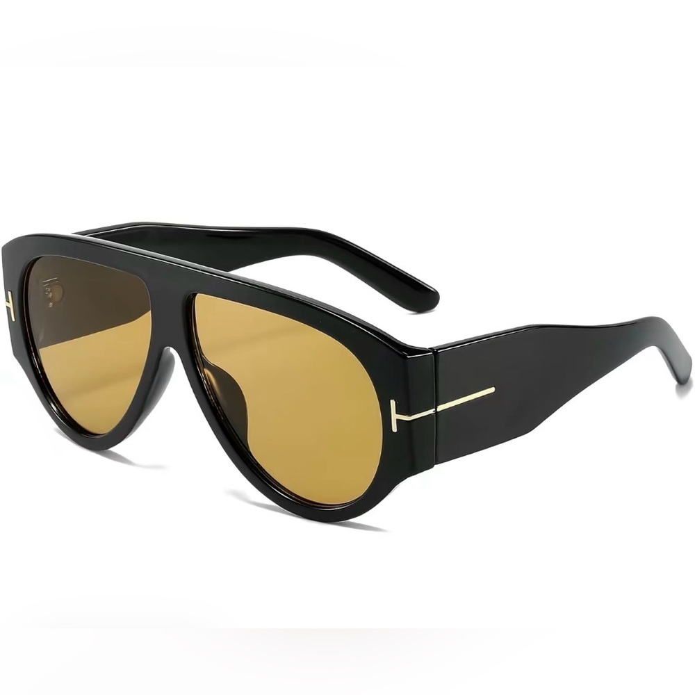 Oversized 70’s like aviator Sunglasses with Amber Lenses